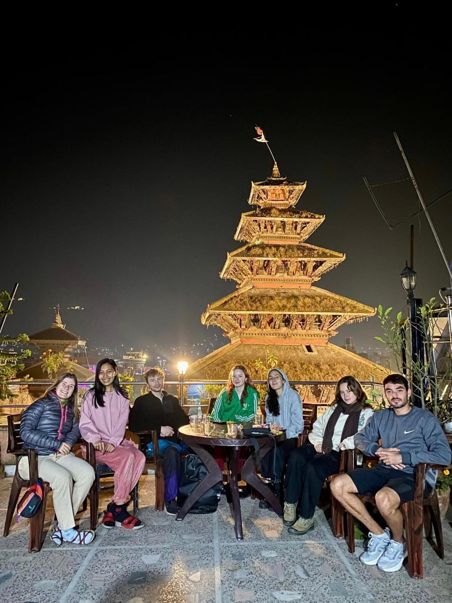 Annapurna Guest House And Rooftop Restaurant Bhaktapur Ngoại thất bức ảnh